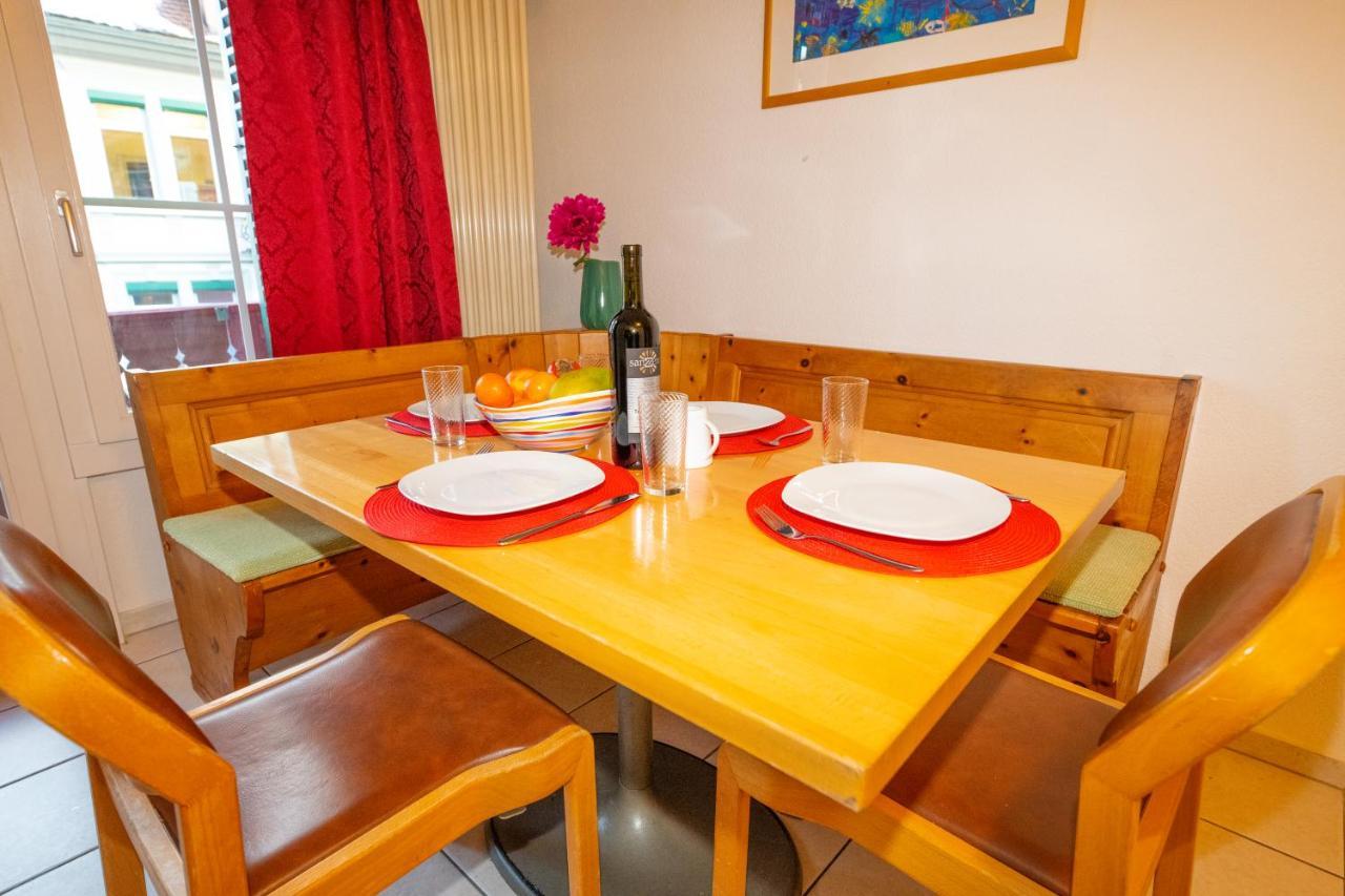 Waldeg 4 Historic House - Holiday Apartment Interlaken Bagian luar foto